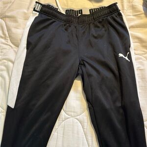 Puma athletic wear joggers